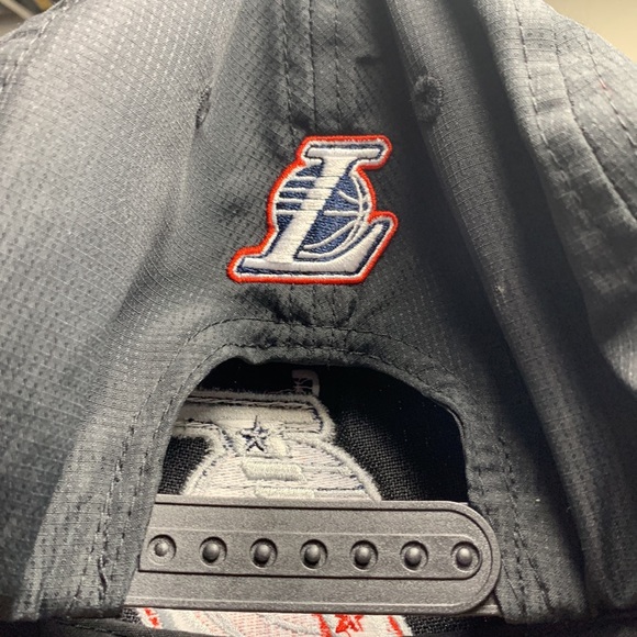 NBA Lakers hat Black Snapback Hat Los Angeles Lakers - Picture 4 of 9